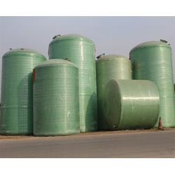 合肥鑫城玻璃鋼儲(chǔ)罐制造廠 專(zhuān)業(yè)定制、可靠耐用的玻璃鋼儲(chǔ)罐